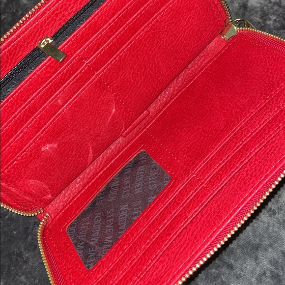 Steve Madden wallet - Picture 3 of 3